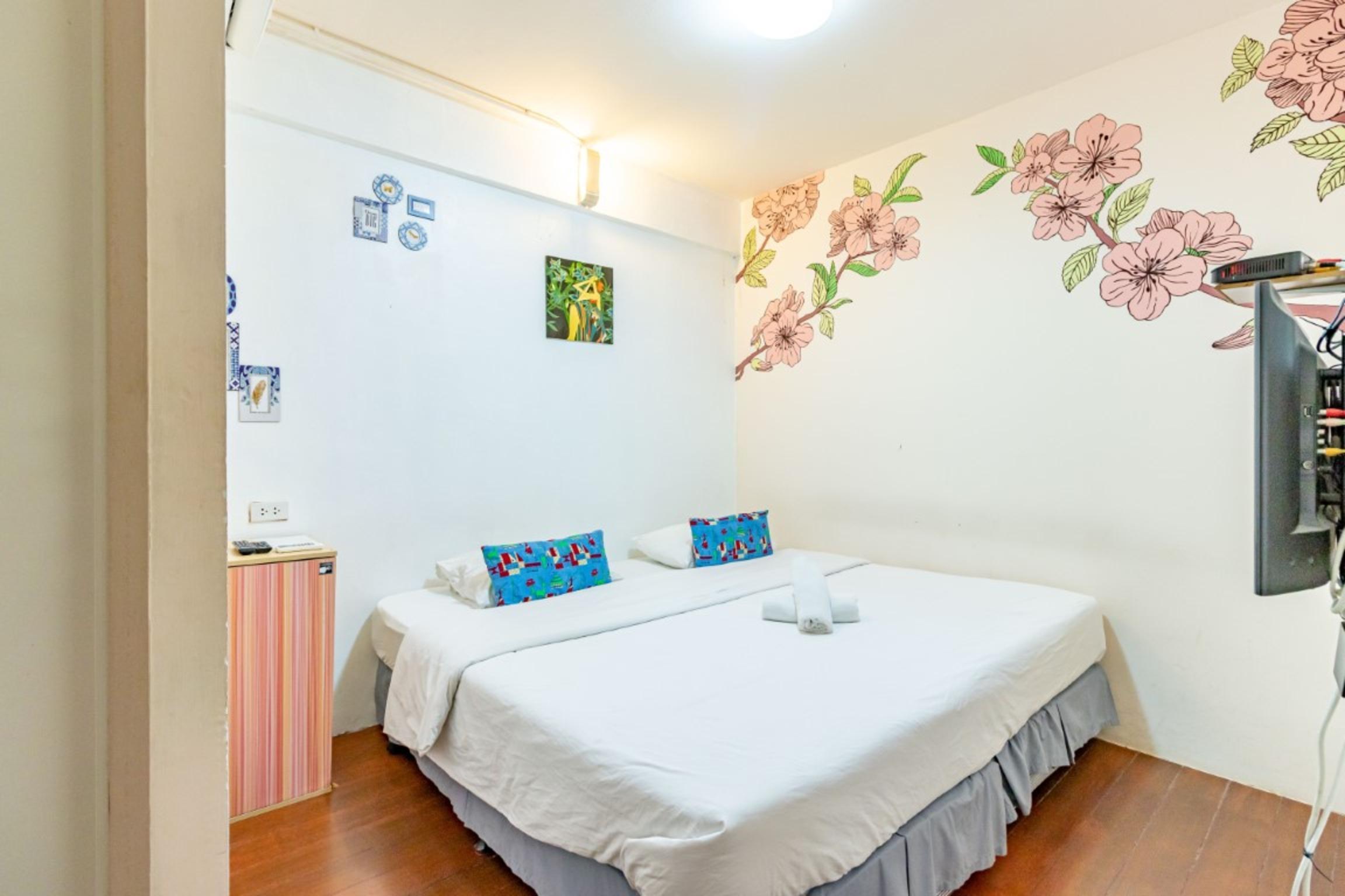 Sleep Dee Hostel Bangkok Exterior photo